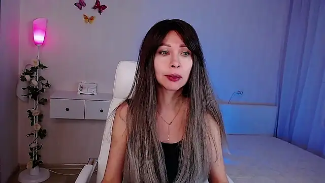 wendifoste online show from 12-18-25, 06:45