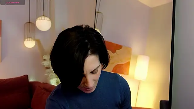 LorenDaze online show from 02-16-26, 01:43