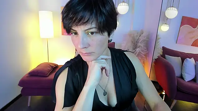 Snapshot of LorenDaze chatting on 09-30-25, 01:39 LorenDaze online show from 09-30-25, 01:39