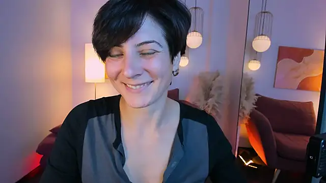 Snapshot of LorenDaze chatting on 10-15-25, 02:14 LorenDaze online show from 10-15-25, 02:14