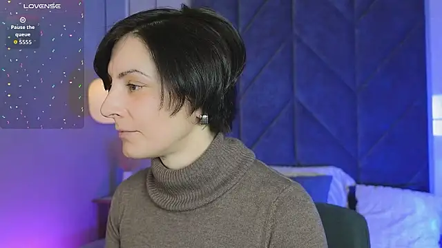 LorenDaze online show from 02-10-26, 07:40