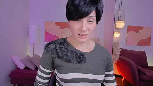 Snapshot of LorenDaze chatting on 10-21-25, 02:27 LorenDaze online show from 10-21-25, 02:27