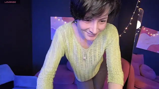 Snapshot of LorenDaze chatting on 01-31-25, 02:28 LorenDaze online show from 01-31-25, 02:28