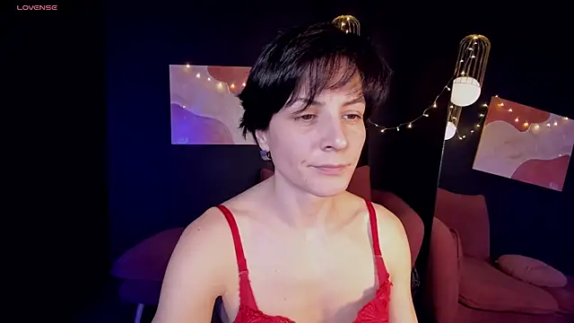 Snapshot of LorenDaze chatting on 01-25-25, 05:08 LorenDaze online show from 01-25-25, 05:08
