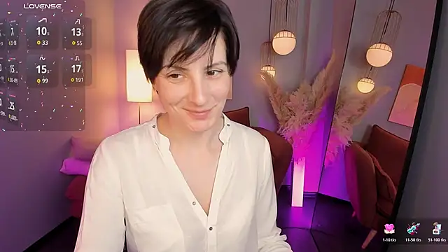 Snapshot of LorenDaze chatting on 05-12-26, 06:21 LorenDaze online show from 05-12-26, 06:21