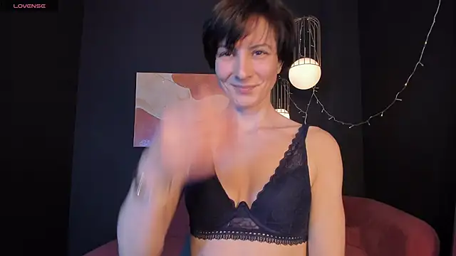 Snapshot of LorenDaze chatting on 02-12-25, 05:16 LorenDaze online show from 02-12-25, 05:16
