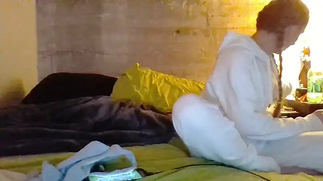 eatmeplease44 online show from 01-09-26, 03:24