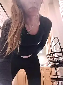 eatmeplease44 online show from 02-02-26, 11:42