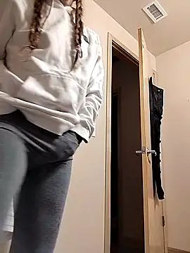 eatmeplease44 online show from 01-08-26, 12:22