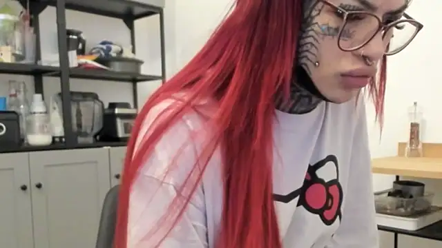 tamarapervert online show from 12-22-25, 09:53