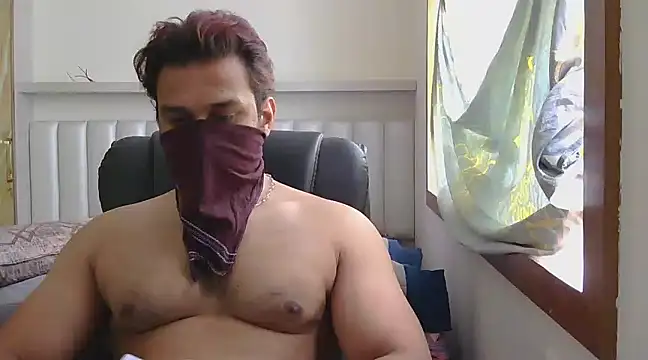 Snapshot of kaizercool1 chatting on 03-08-25, 05:17 kaizercool1 online show from 03-08-25, 05:17