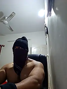 Snapshot of kaizercool1 chatting on 02-07-25, 03:23 kaizercool1 online show from 02-07-25, 03:23