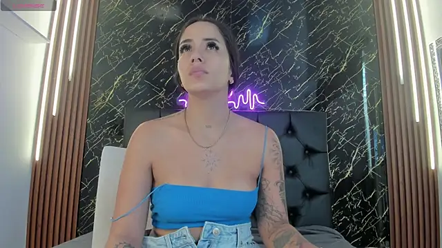 Snapshot of Tamara-evans chatting on 10-25-25, 07:25 Tamara-evans online show from 10-25-25, 07:25