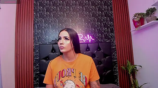 Snapshot of Tamara-evans chatting on 12-17-24, 07:37 Tamara-evans online show from 12-17-24, 07:37