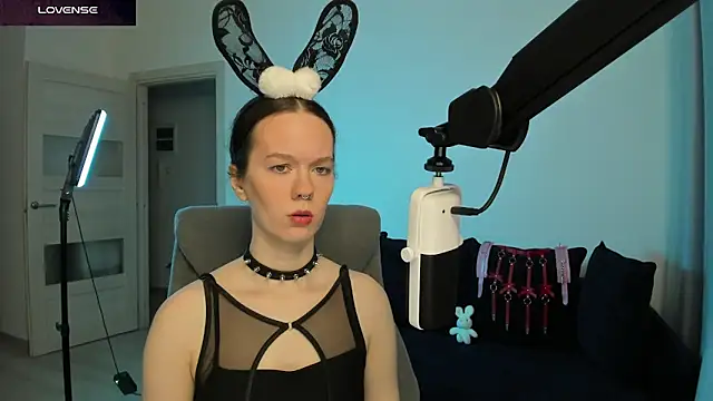 DivineBite online show from 02-28-26, 03:00