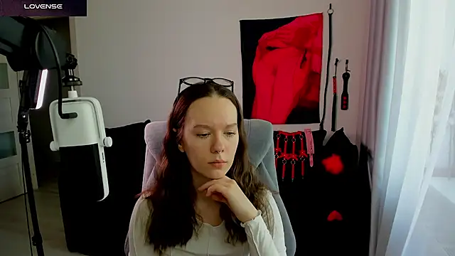 DivineBite online show from 05-09-26, 03:04
