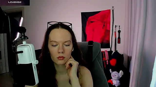 DivineBite online show from 05-22-26, 04:05