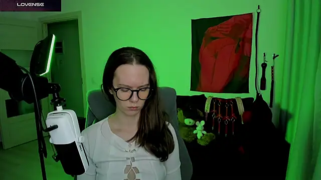 DivineBite online show from 04-18-26, 07:29