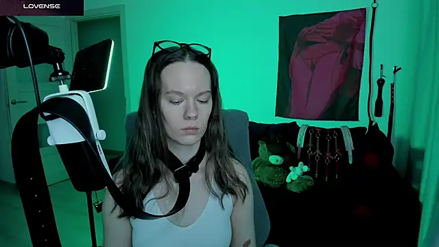 DivineBite online show from 04-23-26, 05:03