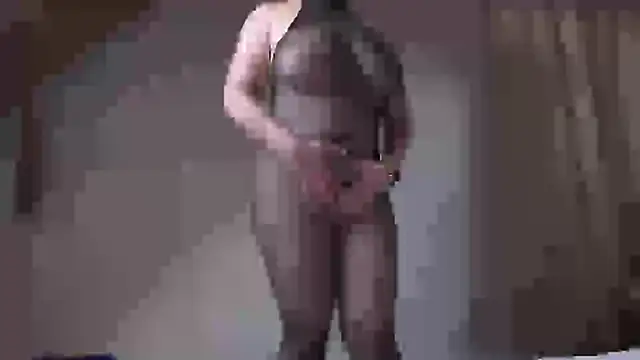 Snapshot of BustyGaby chatting on 02-15-25, 11:28 BustyGaby online show from 02-15-25, 11:28