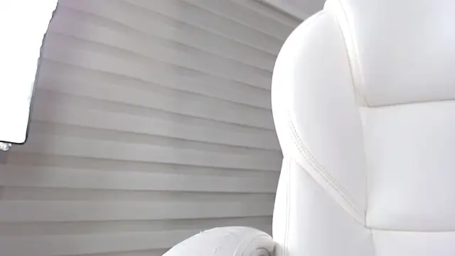 Snapshot of kimara_lion chatting on 03-21-25, 04:06 kimara lion online show from 03-21-25, 04:06