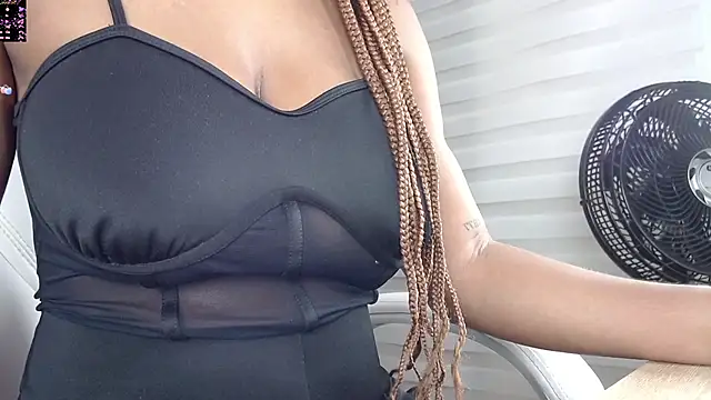 Snapshot of kimara_lion chatting on 02-20-25, 03:12 kimara lion online show from 02-20-25, 03:12