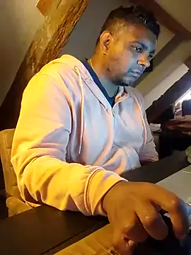 Snapshot of Bandusrilankasexymen chatting on 09-29-25, 10:37 Bandusrilankasexymen online show from 09-29-25, 10:37