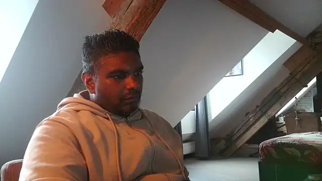 Snapshot of Bandusrilankasexymen chatting on 10-07-25, 12:06 Bandusrilankasexymen online show from 10-07-25, 12:06