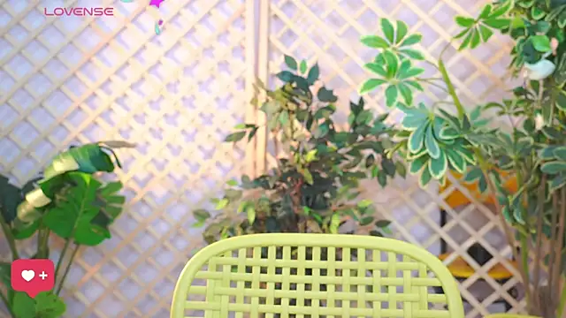 Snapshot of Pinkie_Princes chatting on 10-13-25, 06:15 Pinkie Princes online show from 10-13-25, 06:15