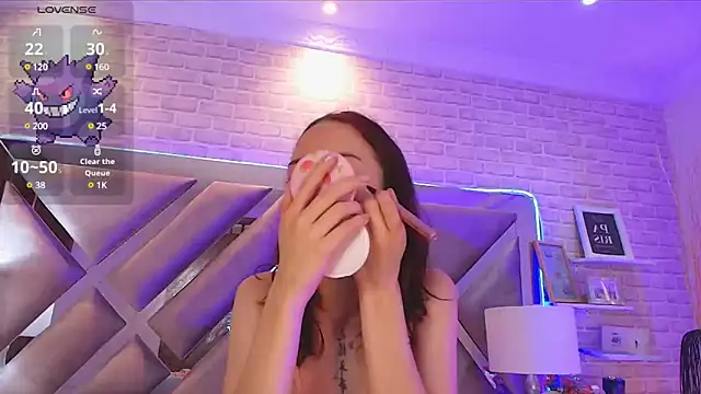 lixie  online show from 03-10-25, 08:34