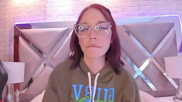 lixie  online show from 02-10-25, 11:45