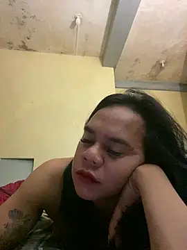 Snapshot of sweetyula chatting on 06-24-26, 10:40 sweetyula online show from 06-24-26, 10:40
