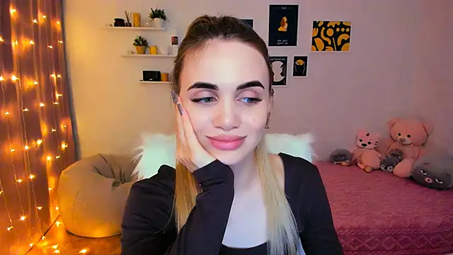 Snapshot of aPieceOfJoy chatting on 02-02-25, 11:11 aPieceOfJoy online show from 02-02-25, 11:11