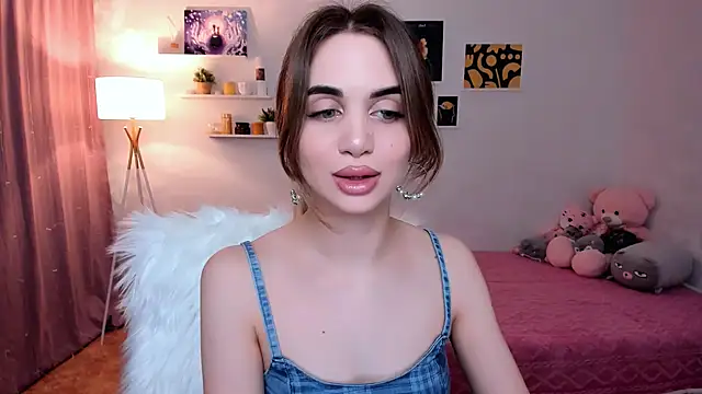 Snapshot of aPieceOfJoy chatting on 02-23-25, 08:44 aPieceOfJoy online show from 02-23-25, 08:44