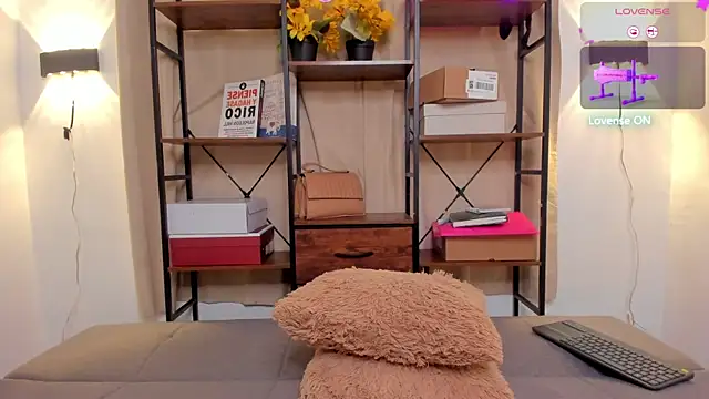 LilyBrunette online show from 05-07-26, 12:26