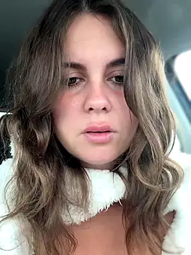 Samantha official online show from 12-14-25, 01:06