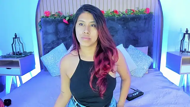 Karlagonzales  online show from 10-21-25, 09:41