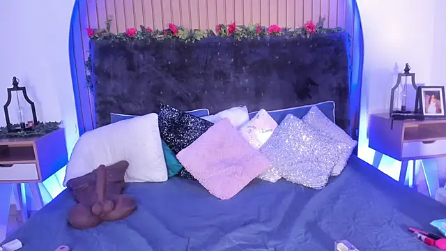 Karlagonzales  online show from 04-11-26, 07:06