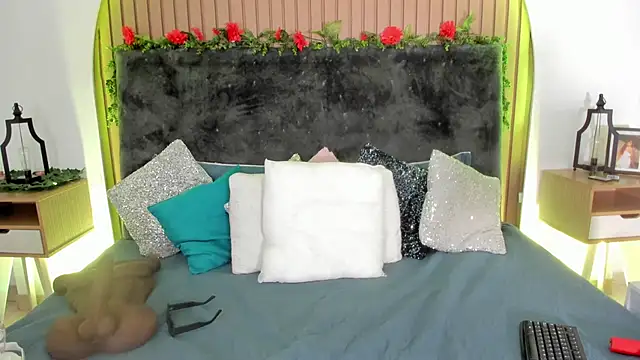 Karlagonzales  online show from 03-12-26, 07:18