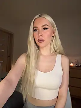 xDinnax online show from 11-23-25, 04:22