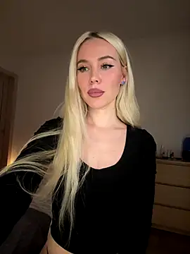 xDinnax online show from 12-15-25, 03:51