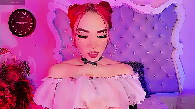 LeyXandrabraz online show from 04-28-26, 08:13