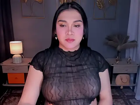 Snapshot of MaxeneCullens chatting on 09-12-25, 06:35 MaxeneCullens online show from 09-12-25, 06:35