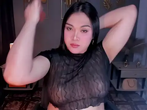 Snapshot of MaxeneCullens chatting on 09-28-25, 04:41 MaxeneCullens online show from 09-28-25, 04:41