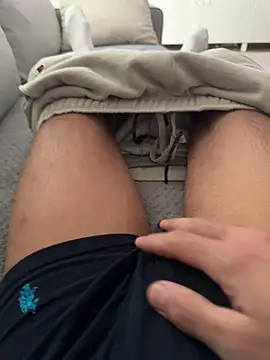 Snapshot of hasoo766 chatting on 03-12-26, 01:15 hasoo766 online show from 03-12-26, 01:15