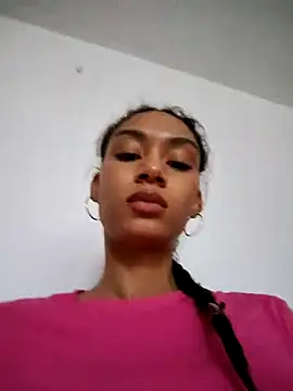 Leaberry online show from 10-12-25, 09:16