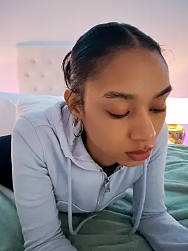 Leaberry online show from 02-25-26, 03:01