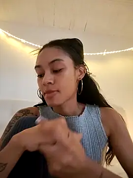 Leaberry online show from 02-15-26, 08:19