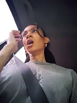 Leaberry online show from 11-08-25, 09:51