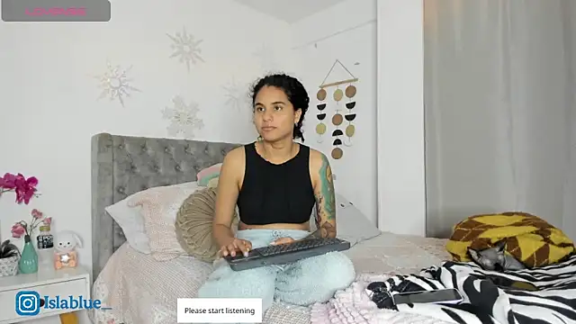 Snapshot of Kianna__ chatting on 05-25-26, 03:17 Kianna online show from 05-25-26, 03:17